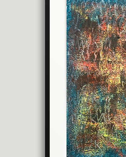 Linke Seite eines chirografischen Unikats in Kreide und Ölpastell auf Karton, gerahmt mit schwarzem Rahmen und Passepartout auf hellgrauem Hintergrund