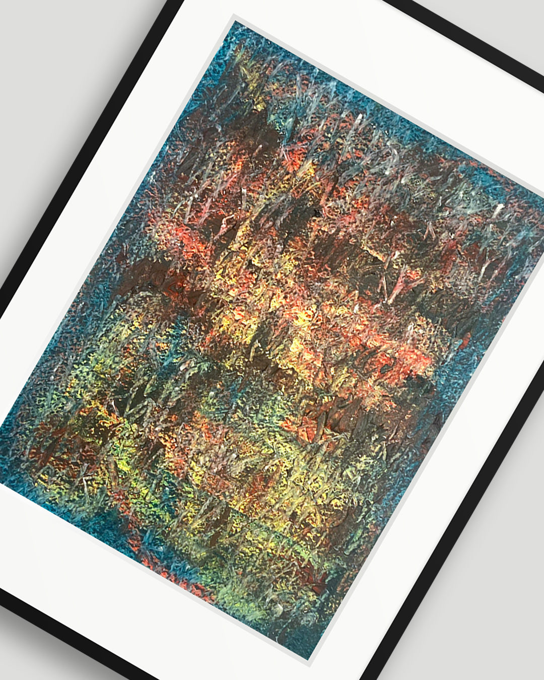 Nahaufnahme eines chirografischen Unikats in Kreide und Ölpastell auf Karton, gerahmt mit schwarzem Rahmen und Passepartout auf hellgrauem Hintergrund